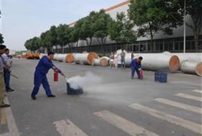 贵宾会环保举行消防比赛及首届行车技能比武大赛