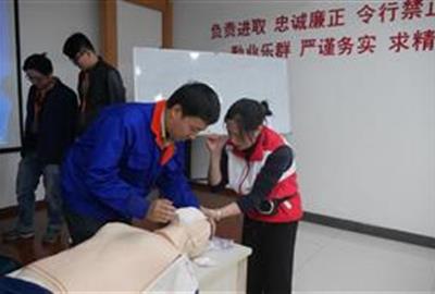 贵宾会环？剐姆胃此辗本戎蹲ㄌ馀嘌