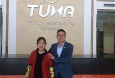 拾金不昧  践行美德